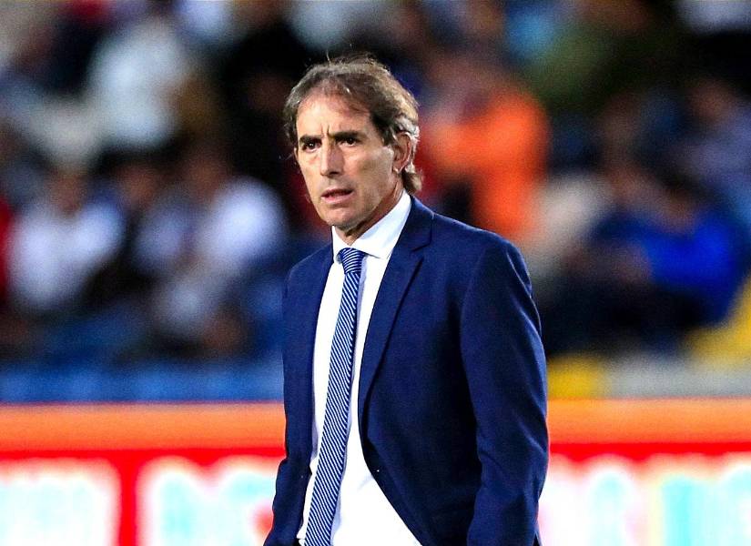 Guillermo Almada lleva en sin equipo desde el 29 de mayo.