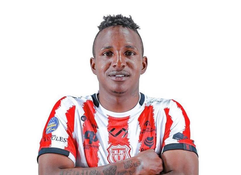 José Hernández ya no será jugador del Técnico Universitario.