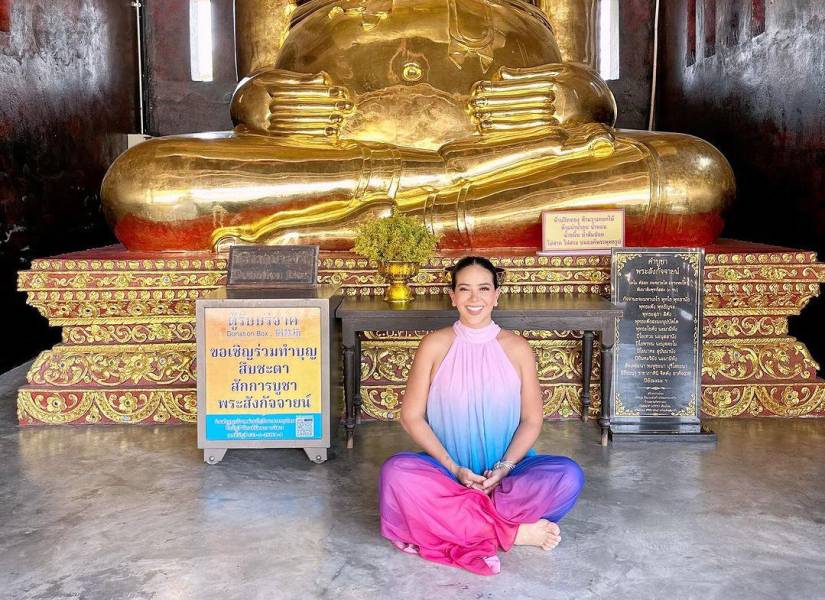 Michela Pincay en un templo en Chiang Mai, Tailandia.