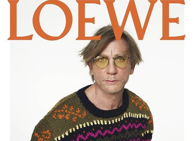 Daniel Craig en la portada de la revista Loewe.