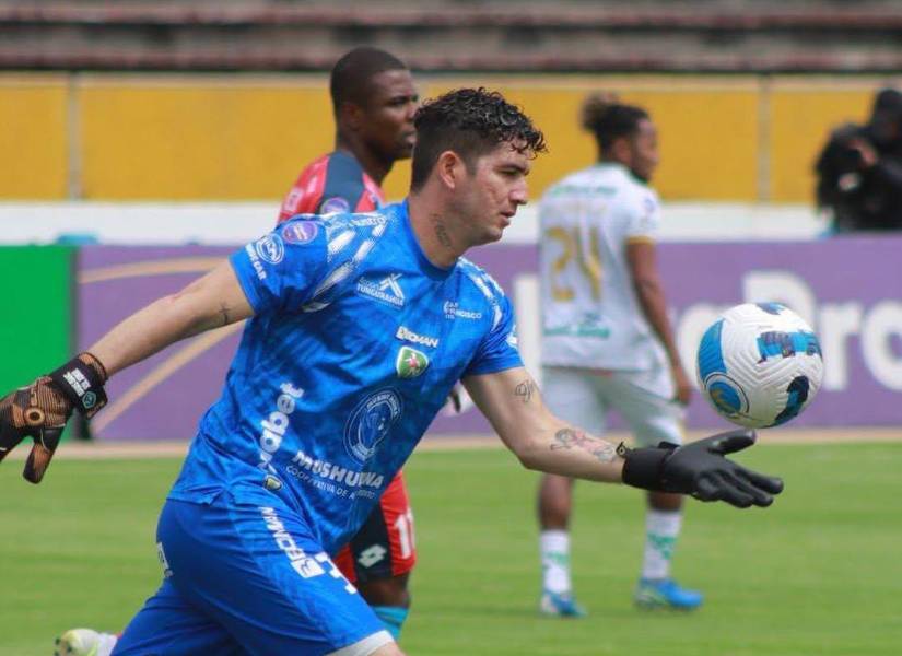 Jorge Pinos jugará por primera vez fuera del Ecuador.