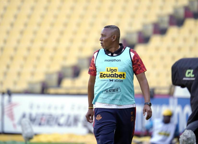 Libertad de Loja ya busca un nuevo entrenador para reemplazar a Juan Carlos León.