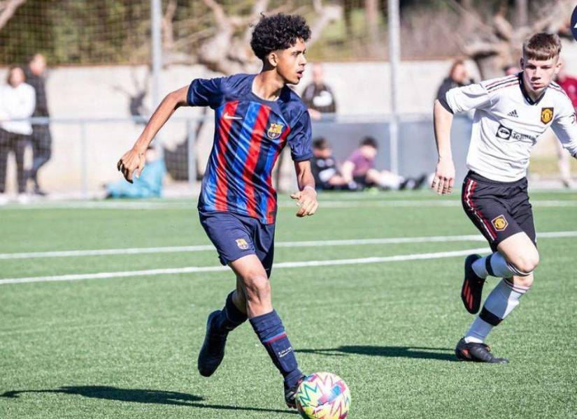 Adrián Cuadrado es defensa central en las divisiones juveniles del FC Barcelona.