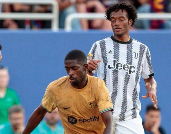 Osumane Dembelé fue determinante sobre la defensa de la Juventus de Turín.
