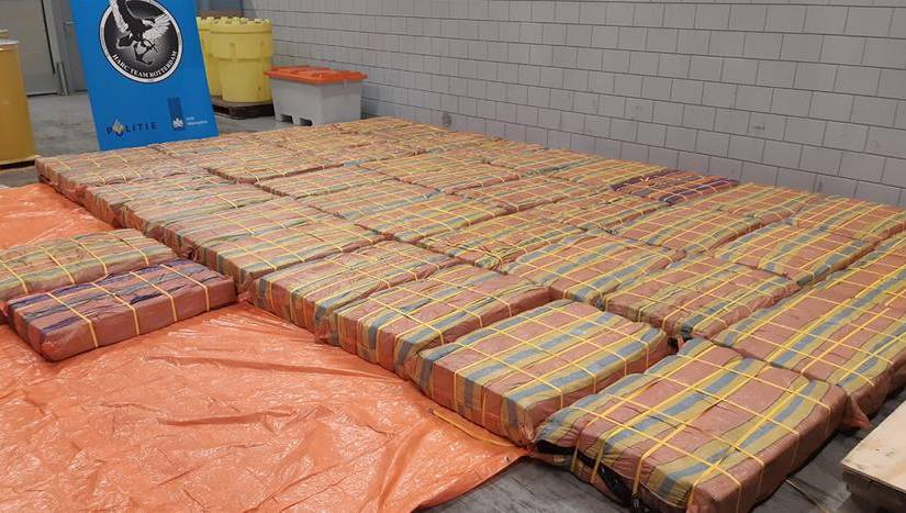 Interceptan en Países Bajos 3 toneladas de cocaína en puré de plátano que habían salido de Ecuador