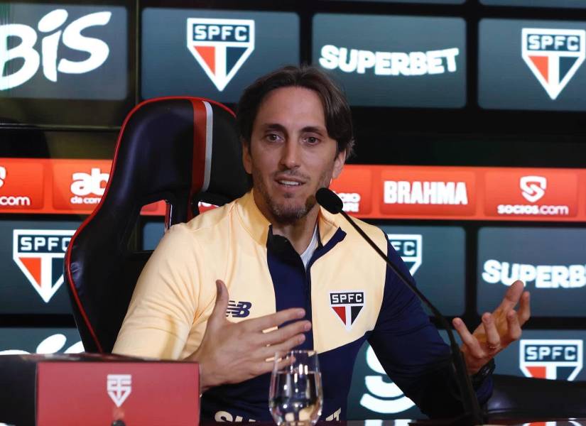 Luis Zubeldía fue presentado como nuevo entrenador del Sao Paulo.
