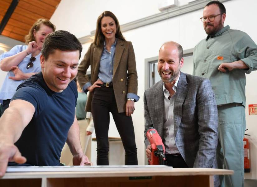 William y Kate conviviendo con la comunidad de la isla de Mull.