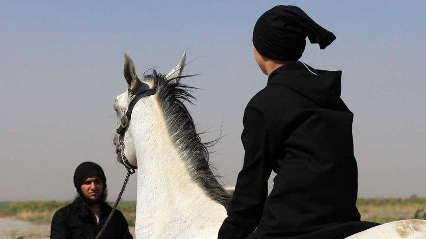 Educados para el terror: adolescentes adoctrinados y entrenados por Estado Islámico.