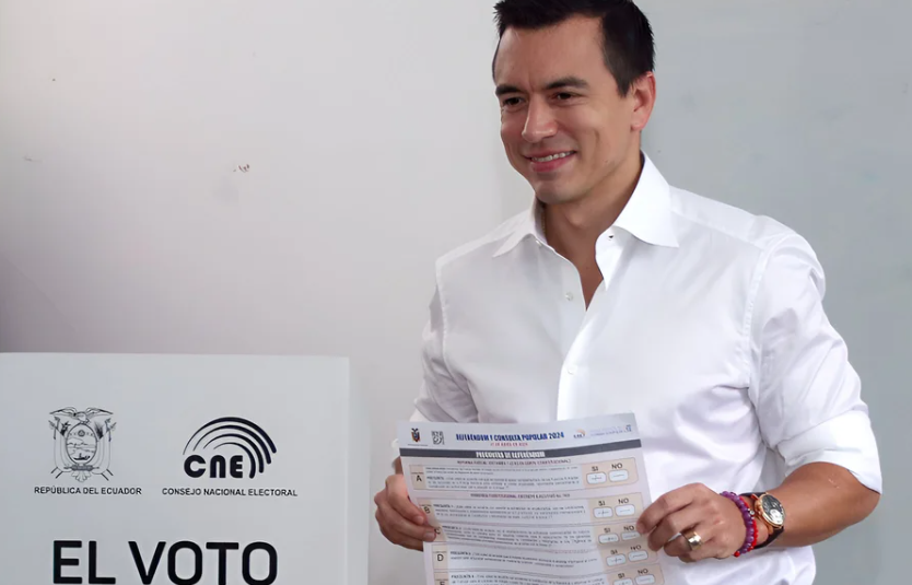 Desde Sixto Durán Ballén hasta Daniel Noboa: cinco Presidentes impulsaron preguntas polémicas en consultas populares