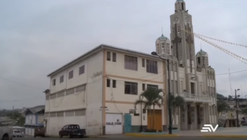 Bebé es abandonado en iglesia de Arenillas