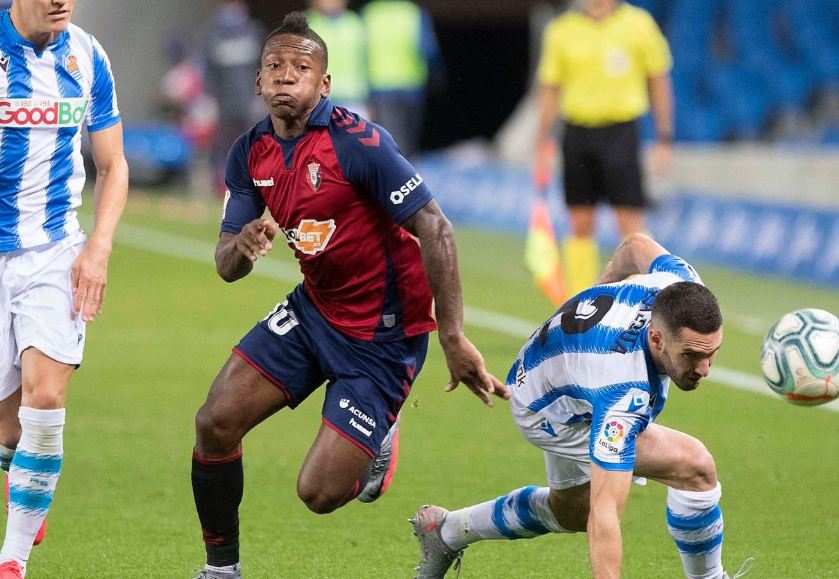 Diario AS destaca el nivel de Pervis Estupiñán