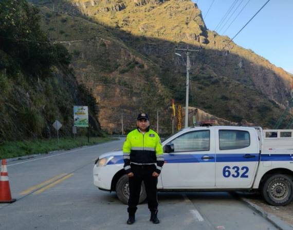 La vía Cuenca-Molleturo estará cerrada hasta el sábado por nuevos deslizamientos