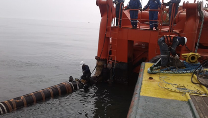 Ecuador exportó $2.270 millones en ventas directas de crudo en 4 años