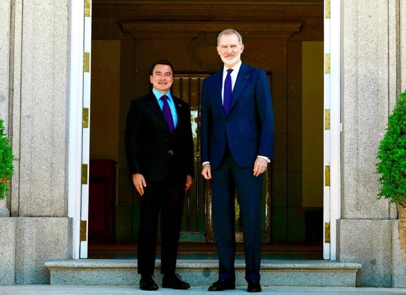 Imagen de Daniel Noboa con Felipe VI, rey de España.