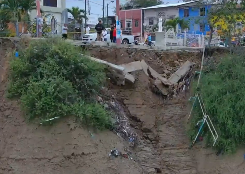 El reforzamiento del talud de Anconcito, ante caída de barranco, costaría USD 3.5 millones