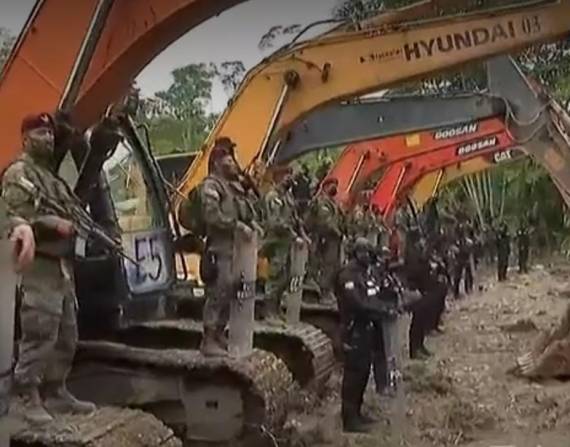 En 9 días de intervención policial y militar en Yutzupino se han decomisado 124 retroexcavadoras