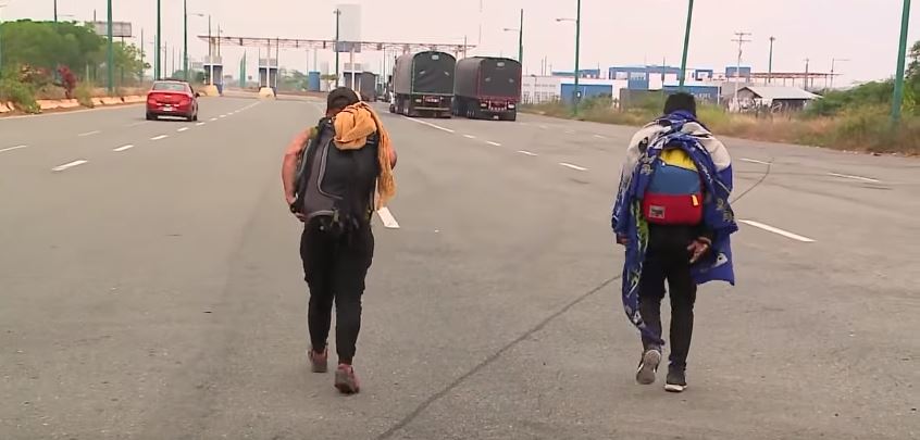 El drama de los venezolanos en la frontera entre Ecuador y Perú