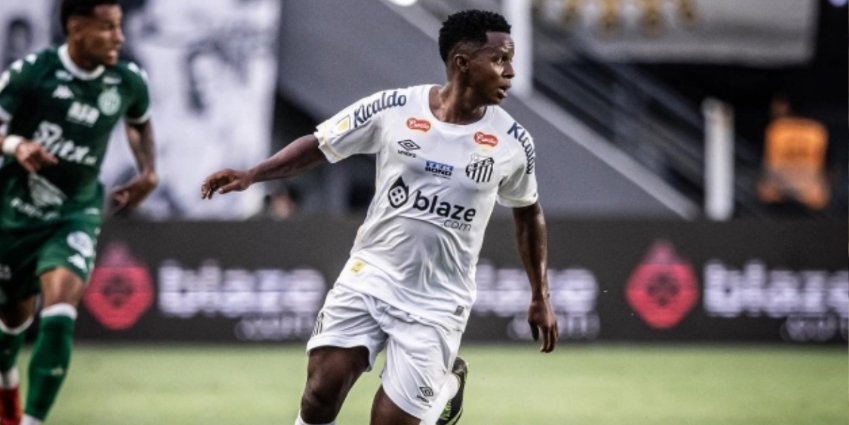 Juan Cazares dejó el Santos de Brasil y ya tiene nuevo equipo