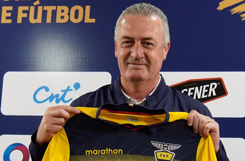 Gustavo Alfaro fue presentado oficialmente como DT de Ecuador