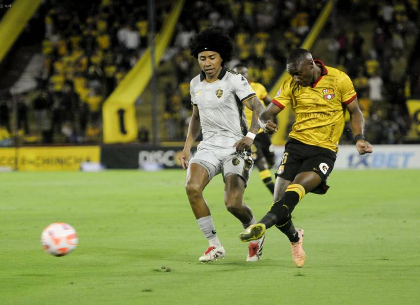 Barcelona SC puede alejarse a 12 puntos de Independiente del Valle.