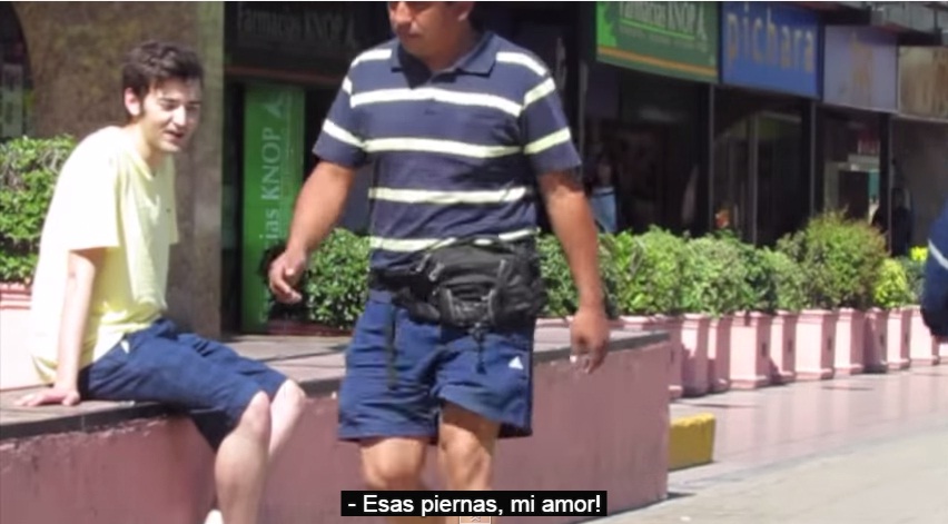 (VIDEO) Así reaccionan los hombres al recibir piropos de otro hombre