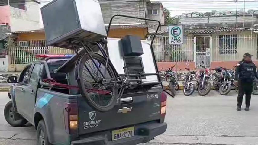 Policía y Segura EP recuperaron la carreta robada a Urban Monkey Coffee, un emprendimiento de Guayaquil