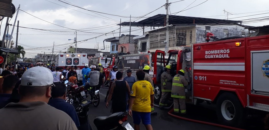 18 muertos y 8 heridos tras incendio en clínica de rehabilitación de Guayaquil