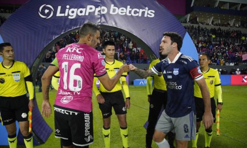 Emelec e IDV vuelven con la reanudación de la Libertadores y Sudamericana