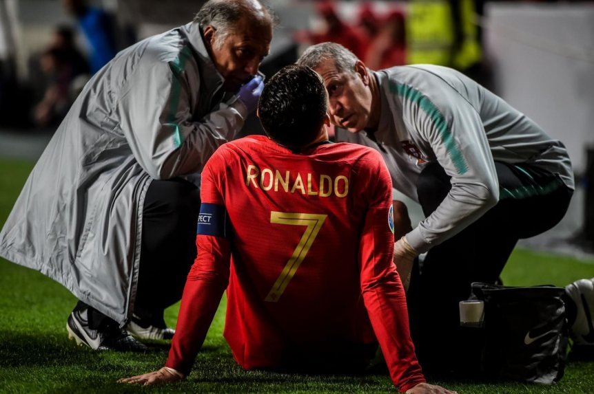 Cristiano Ronaldo, lesionado en el Portugal-Serbia