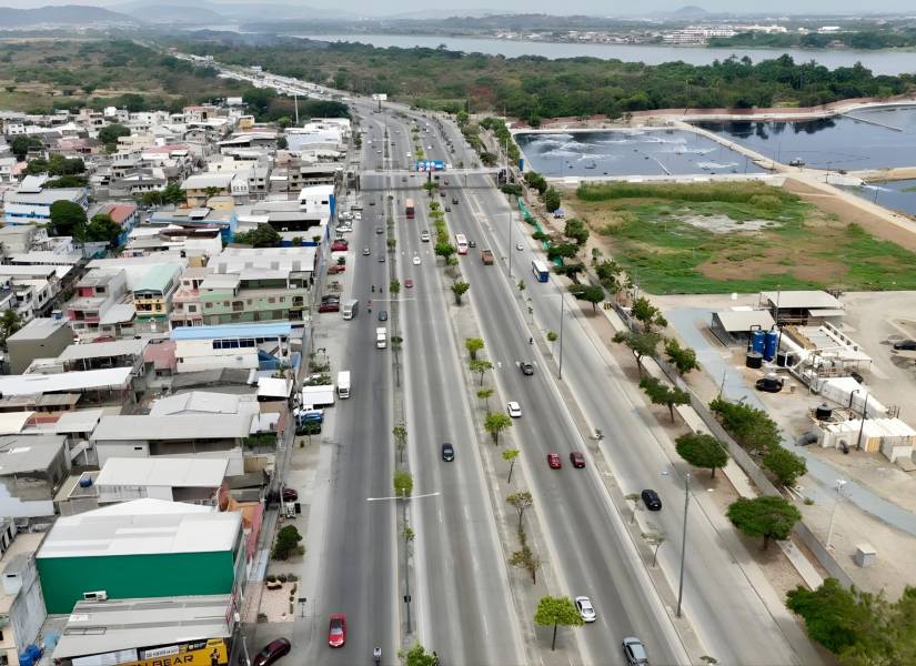 La Alcaldía señaló que hasta enero prevé completar la instalación de 654 luminarias.