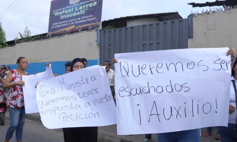 Padres de familia pedían la atención del Ministerio de Educación.