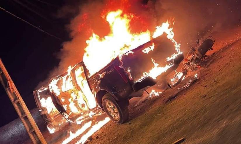Ataque criminal en Yaguachi deja 2 muertos, 3 heridos y vehículos quemados