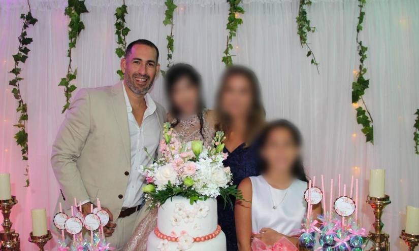 Cristian Lasso estaba casado desde hace 19 años. Era padre de dos niñas.