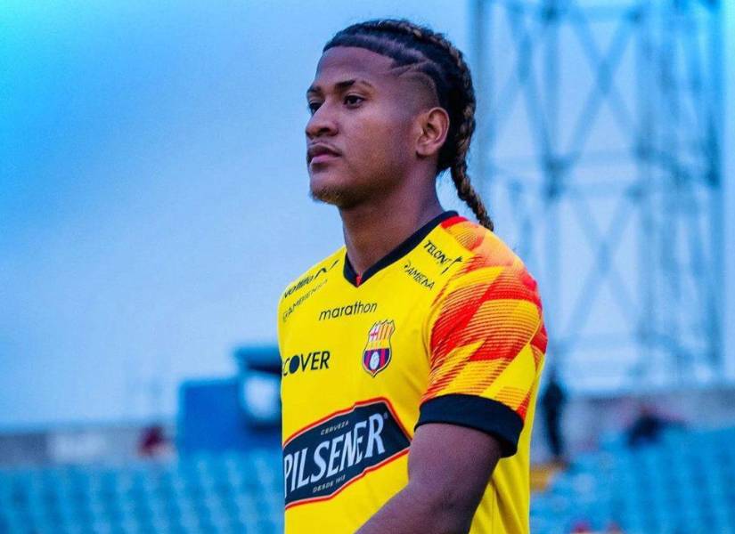 Richard Borja fue presentado en la Noche Amarilla 2024 con Barcelona SC.