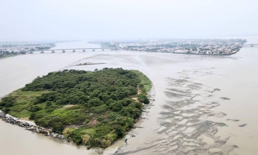 Dragado del río Guayas iniciaría en agosto con plazo de 720 días para extraer el sedimento