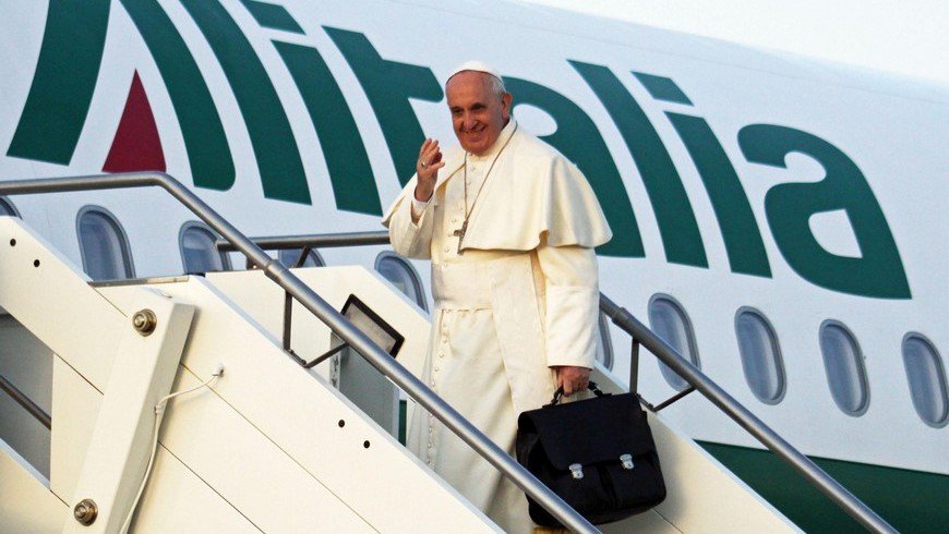 El papa está a pocas horas de llegar a Ecuador