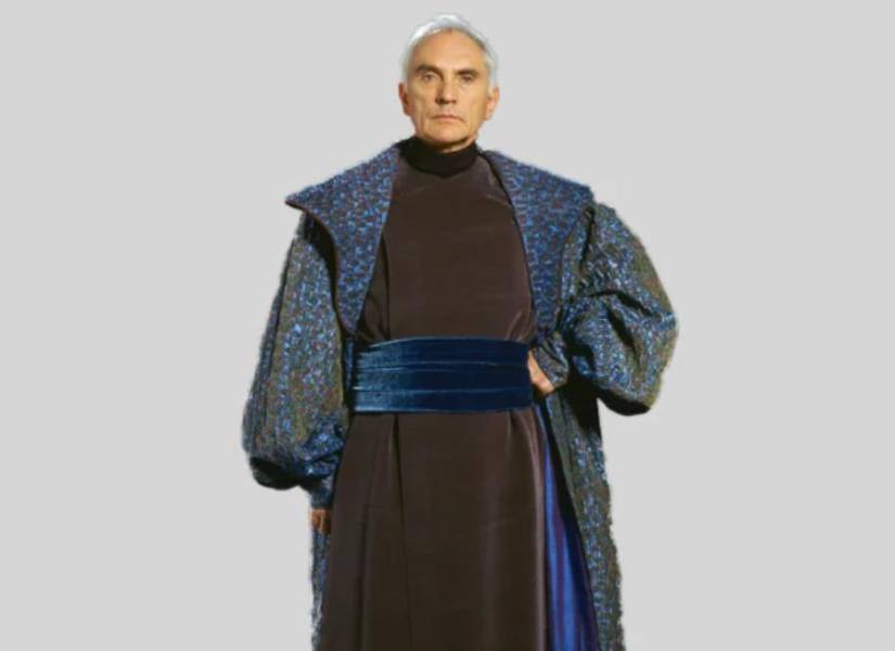 Ternece Stamp en su interpretación como Canciller Supremo Finis Valorum.