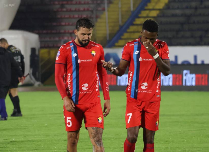 El Nacional descendió de la Serie A por deudas no pagadas.