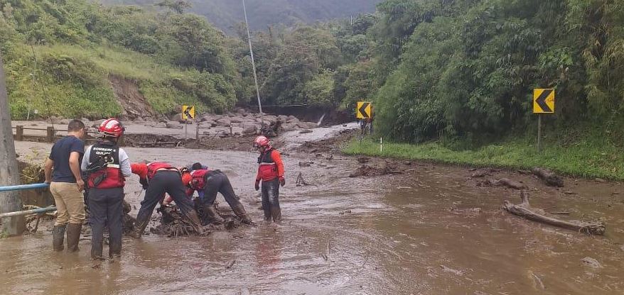 3 heridos tras caída de puente en Napo