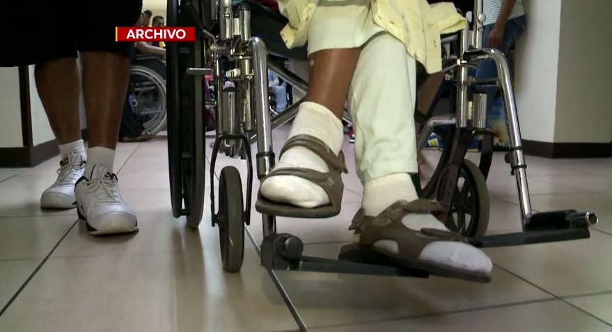 Denuncian red que cobraría por carnets de discapacidad