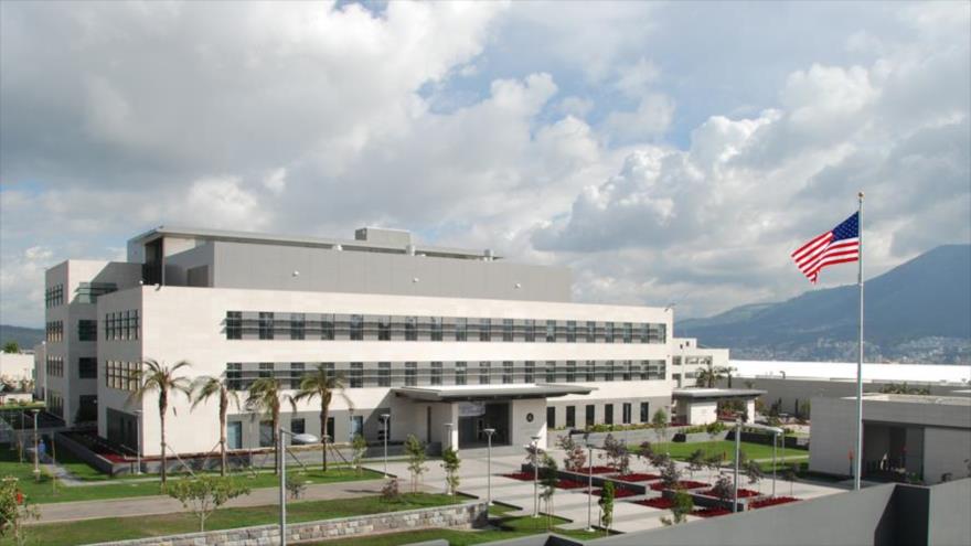 Embajada de EEUU en Quito se pronuncia por uso fraudulento de credenciales