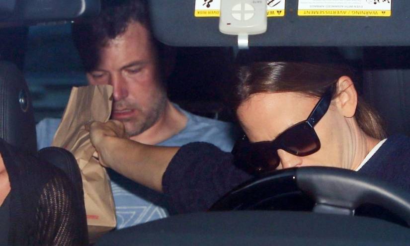 2018. Ben Affleck junto a su exesposa Jennifer Garner tras una larga noche de excesos.