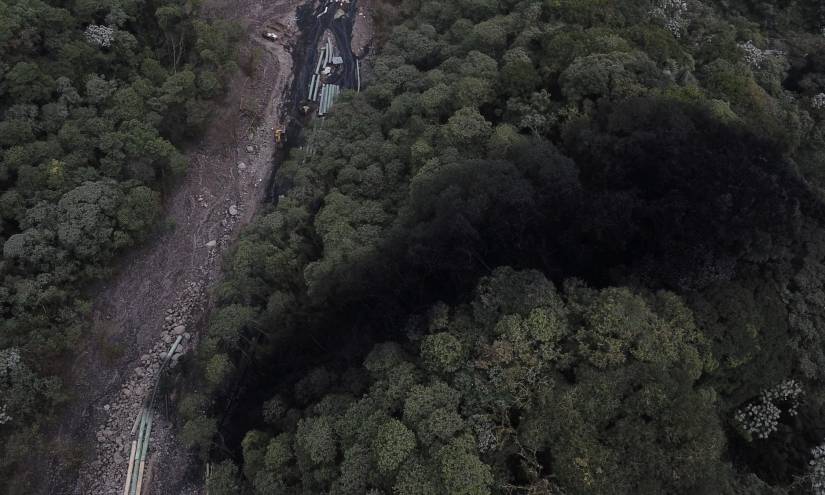 Indígenas aseguran que la rotura de oleoducto contaminó varios ríos de la Amazonía