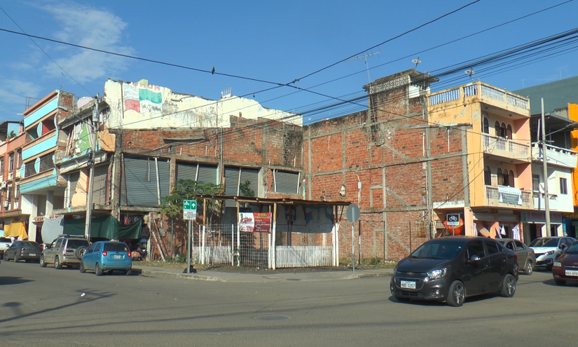 Calle Francisco P. Moreira y Chile