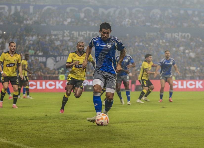 Marcelo Meli salió gratis de Emelec.