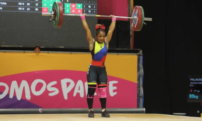 Jessica Palacios, hermana menor de Neisi Dajomes se proclama campeona mundial de Halterofilia