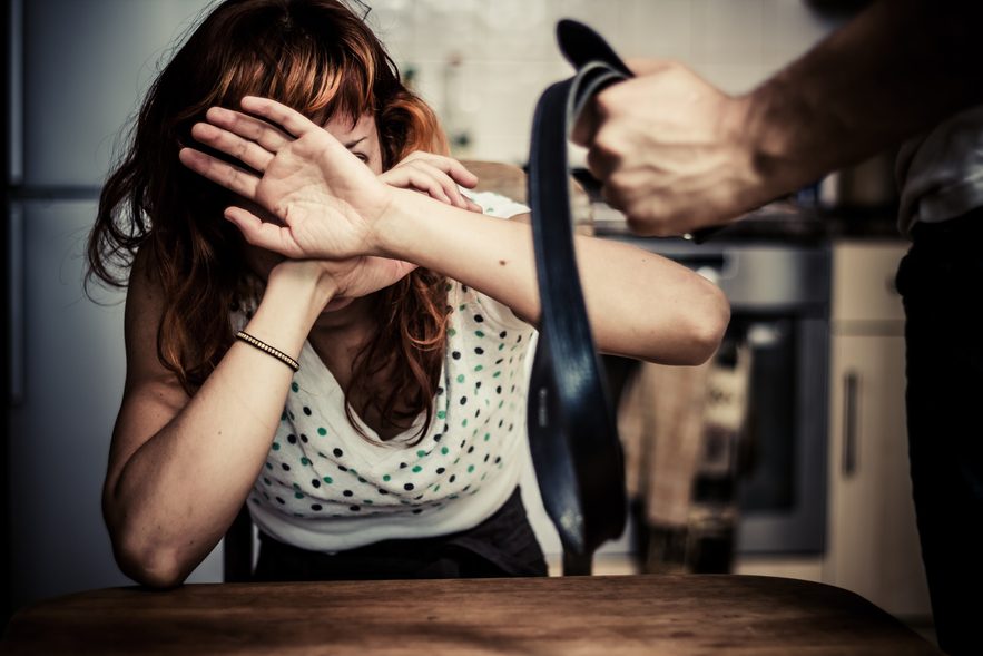 Temor a un aumento de violencia doméstica en Europa por el confinamiento