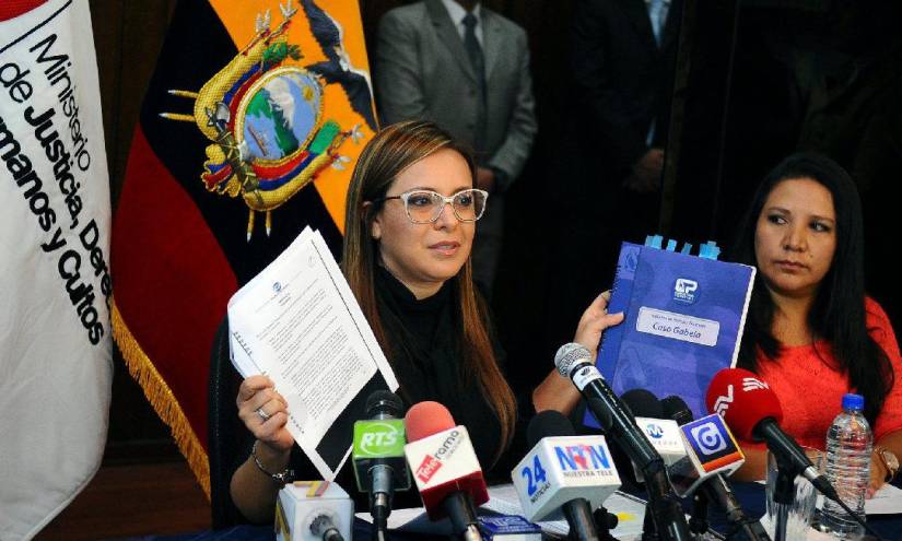 Ledy Zúñiga durante la rueda de prensa en la que habló sobre el informe.