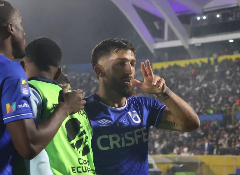 Mauricio Alonso anotó el primer gol del partido con un disparo desde fuera del área.