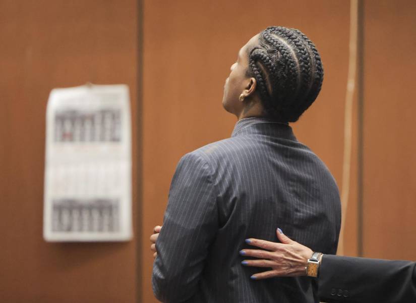 A$AP Rocky reacciona al resultado de su juicio.